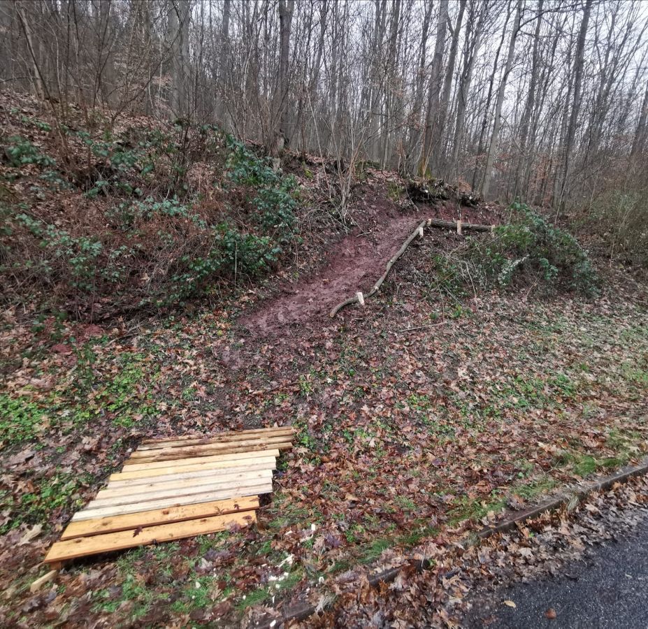 Abfahrt des neuen Verbindungswegs