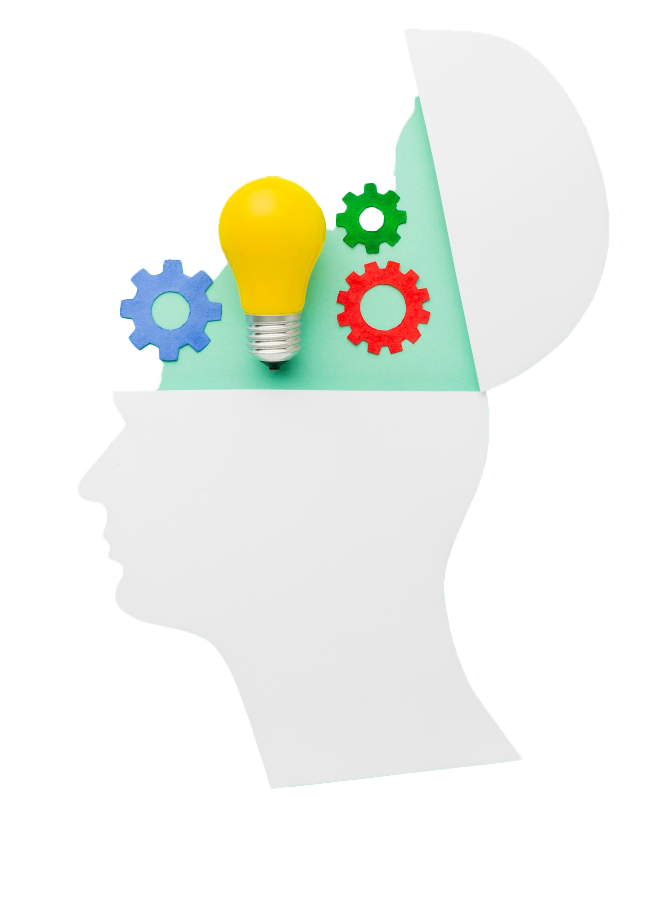 Weiße Silhouette eines menschlichen Kopfes mit geöffnetem Oberkopf. Im Inneren befinden sich eine leuchtende gelbe Glühbirne sowie bunte Zahnräder in Rot, Blau und Grün, die symbolisch für Ideen, Kreativität und strategisches Denken stehen.