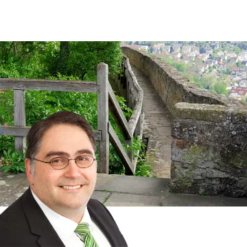 Denis Brajlovic aus Heilbronn. Finanzierungen und Immobiliensuche.