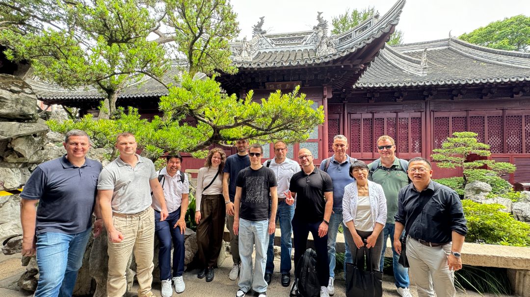 Industrie 4.0 & KI: Unternehmer erleben Chinas Innovationskraft auf der ABC Personal GmbH Unternehmerreise.