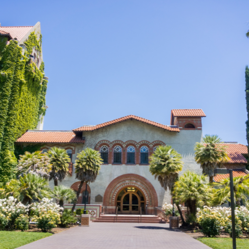 University of California, Berkeley – Einblick in die Zukunftstechnologien während der Unternehmerreise mit ABC Personal GmbH. KI-Strategie-Workshop, Start-up-Talks und exklusive Vorlesung mit Networking im Faculty Club.