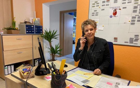 Die Institutsleitung des Lernforum in Meßstetten berät Eltern kompetent zu Nachhilfe, Lerntherapie und Prüfungsvorbereitung